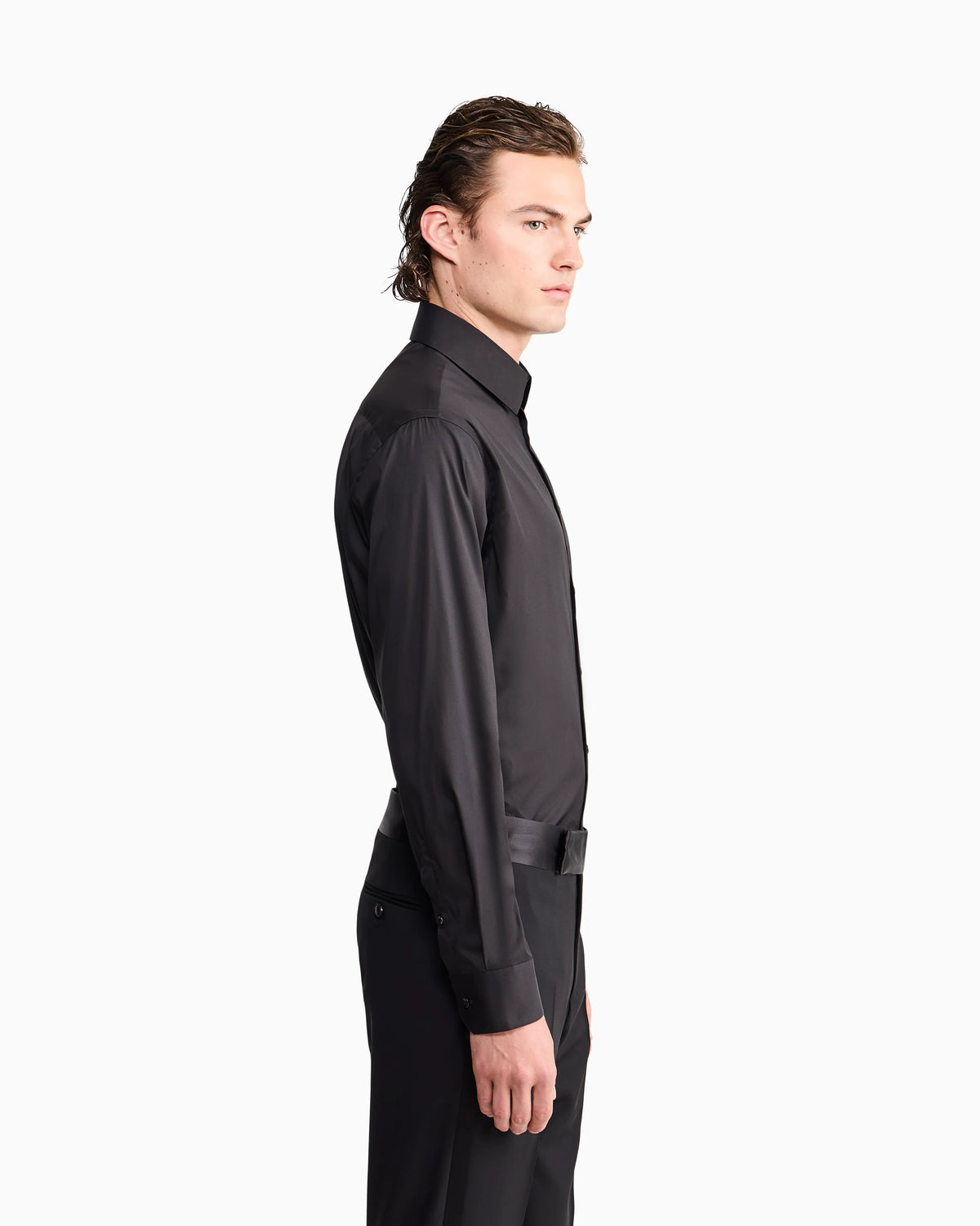 Button-down shirt in fluid stretch fabric