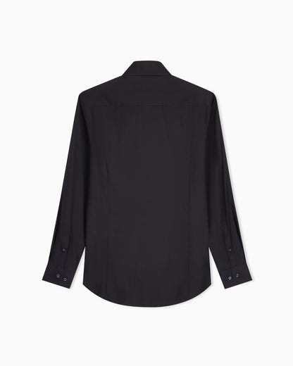 Button-down shirt in fluid stretch fabric