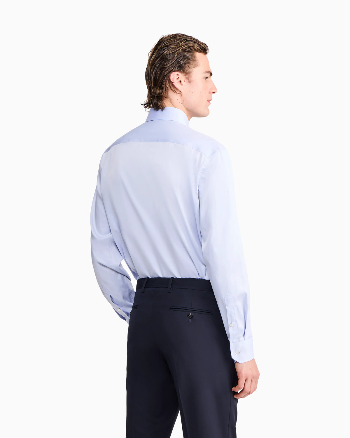 Dress shirt in soft cotton with a spread collar
