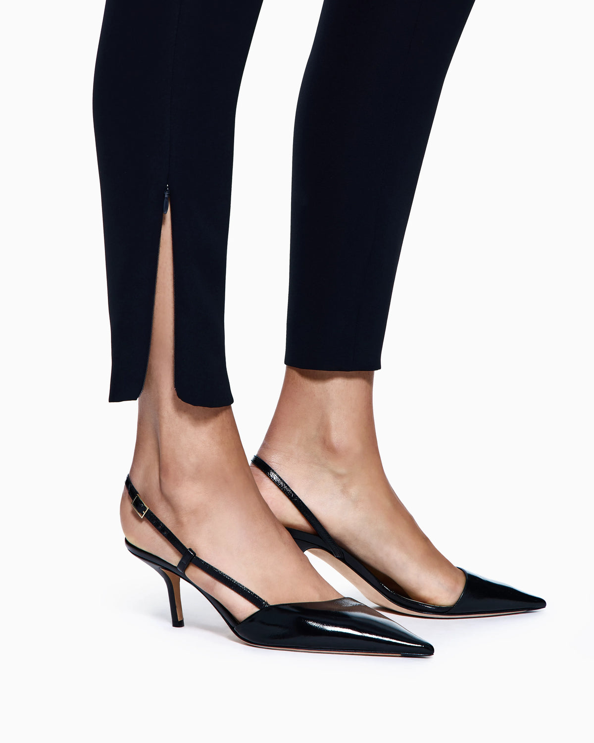 Cigarette pants in pure silk