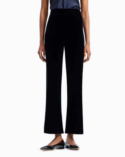 Cropped trousers in velvet