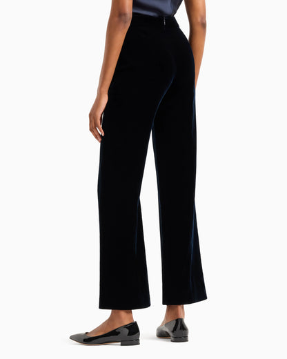 Cropped trousers in velvet
