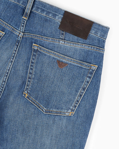 J21 Regular-fit jeans in washed 11.5 oz comfort denim