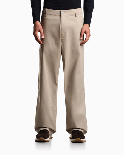Organic chino Essential in stretch cotton gabardine
