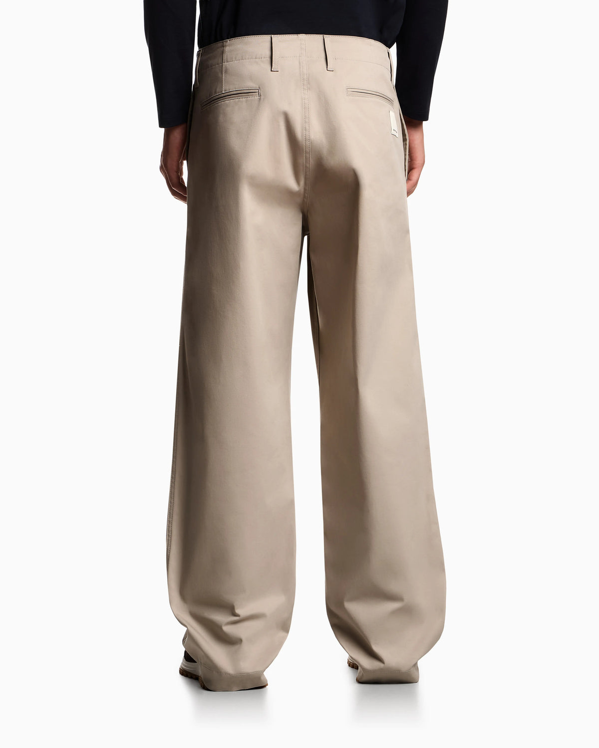 Organic chino Essential in stretch cotton gabardine