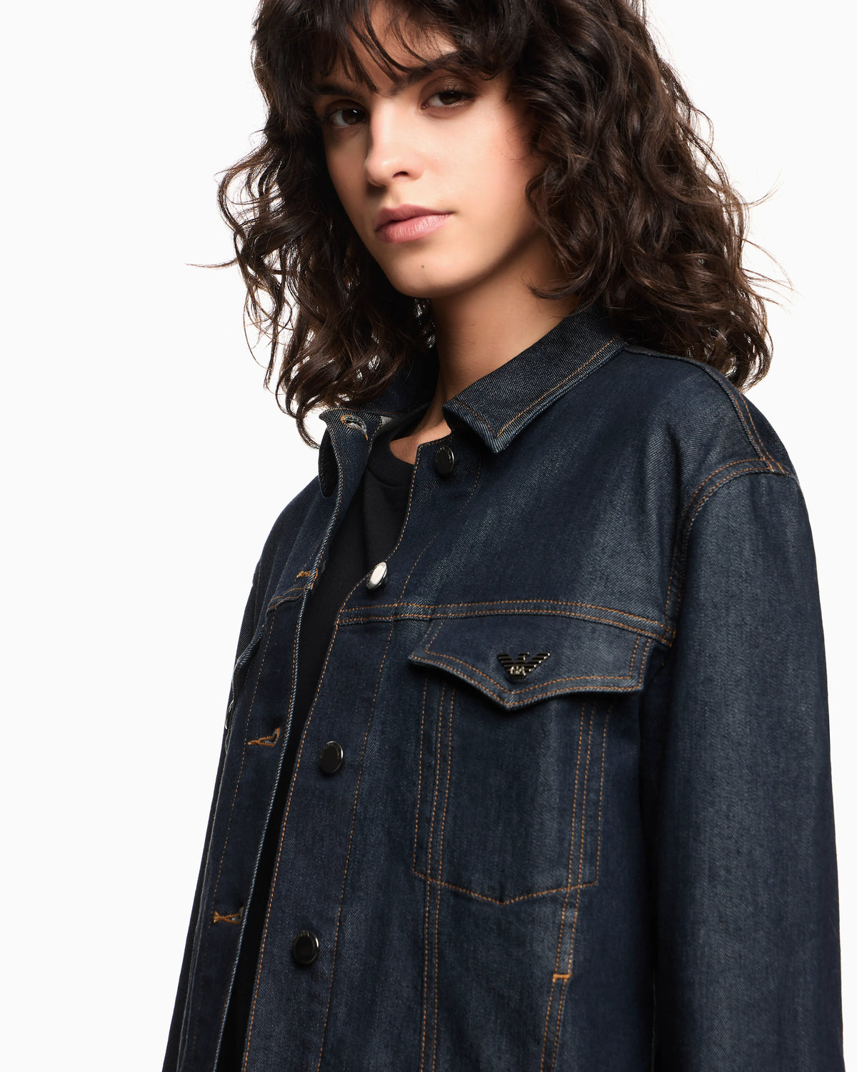 Rinsed denim jacket in cotton with contrast stitching