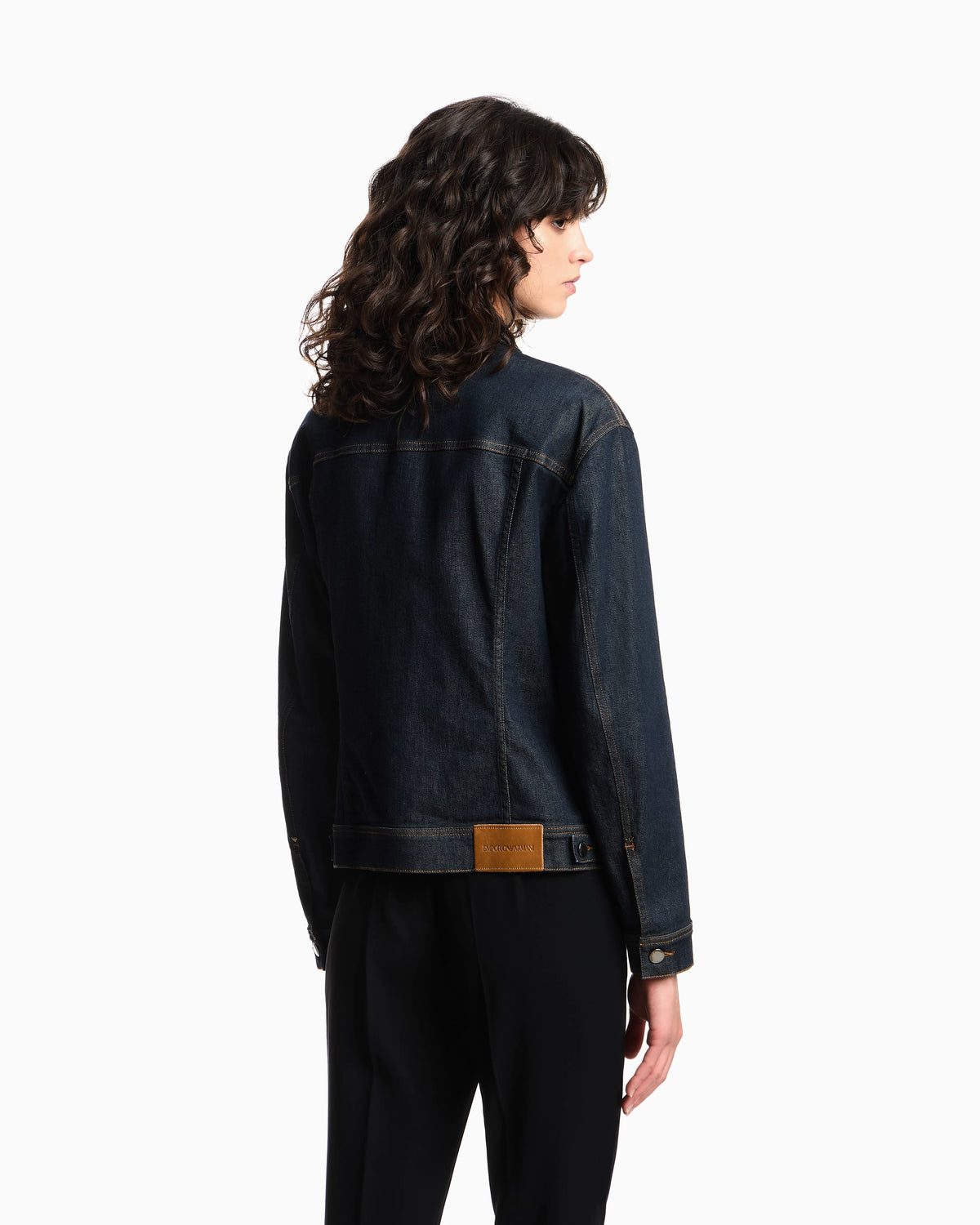 Rinsed denim jacket in cotton with contrast stitching