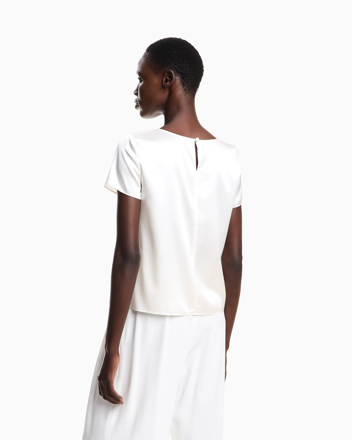 Satin blouse in a silk blend with short sleeves Essential