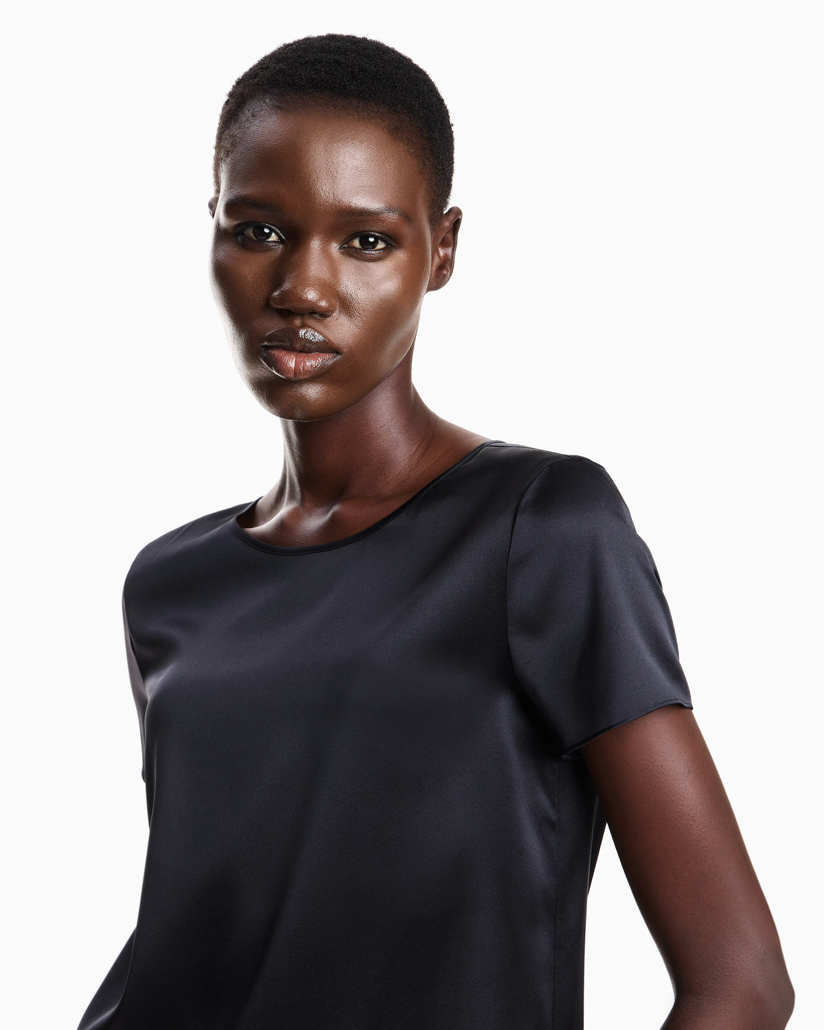 Satin blouse in a silk blend with short sleeves Essential