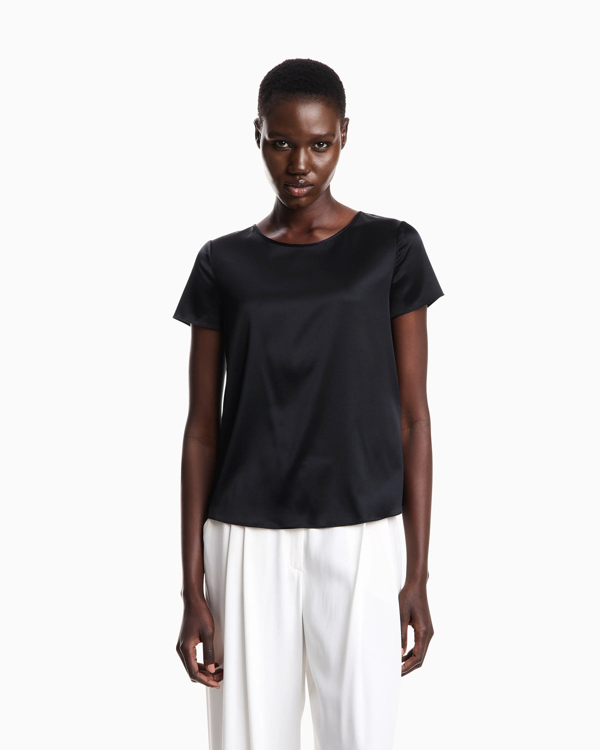 Satin blouse in a silk blend with short sleeves Essential