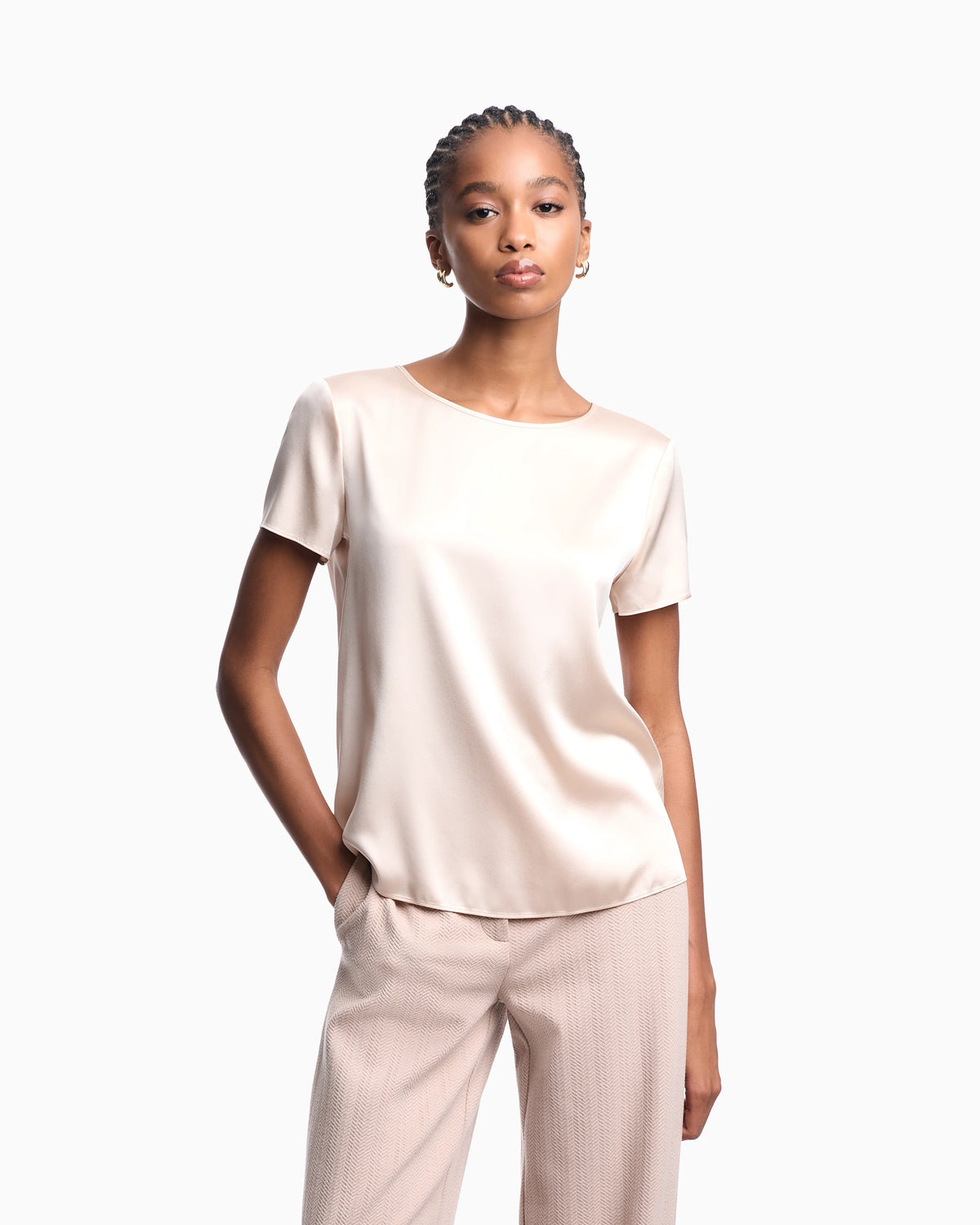 Satin blouse in a silk blend with short sleeves Essential