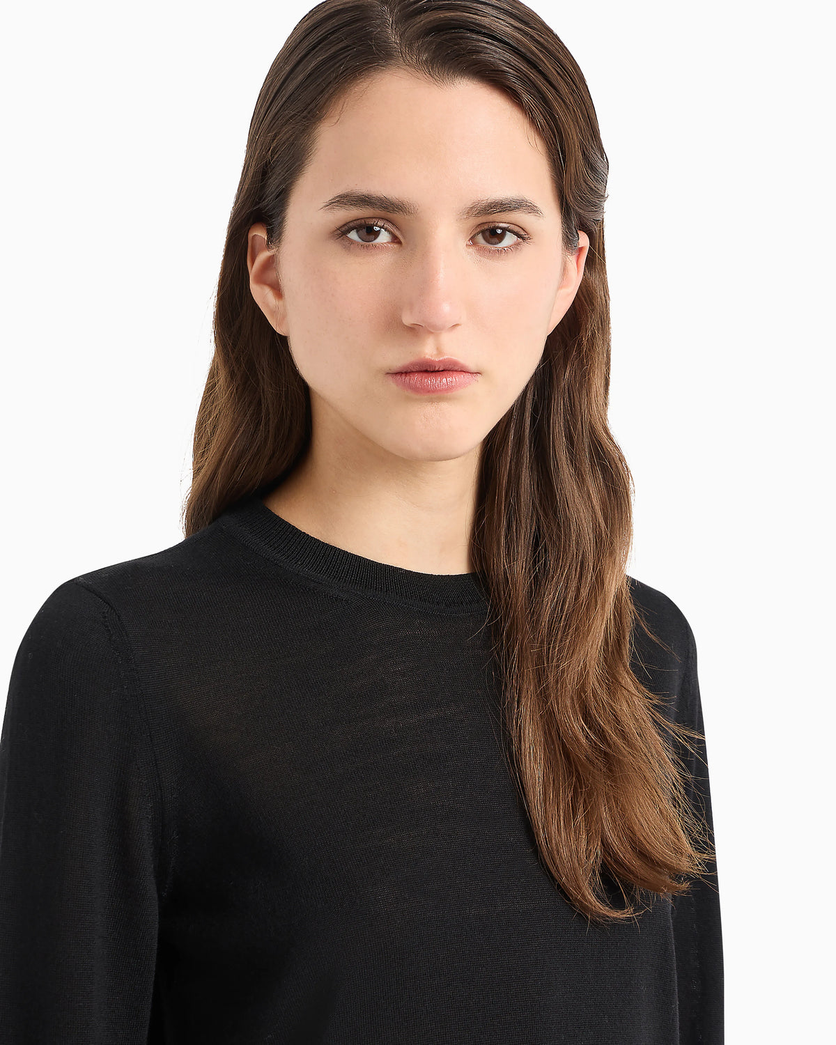 Crew neck jumper in pure virgin wool with ribbed edges
