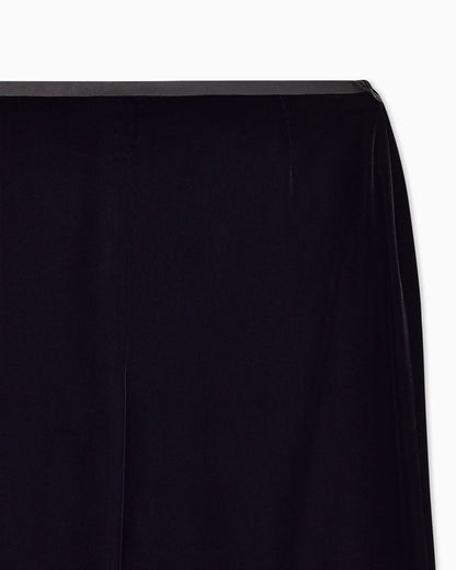 Velvet trousers in a high-waisted palazzo fit Essential