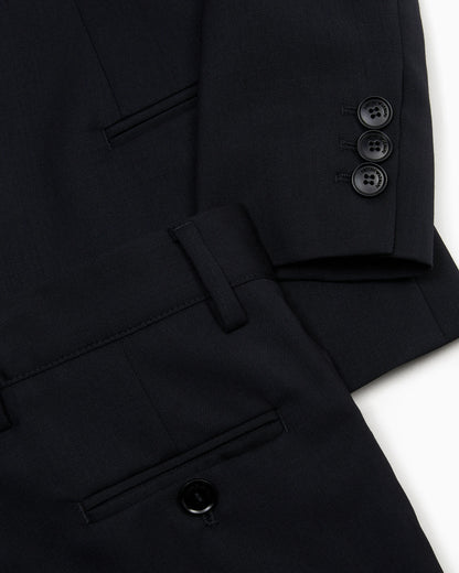 Single-breasted suit in light virgin wool