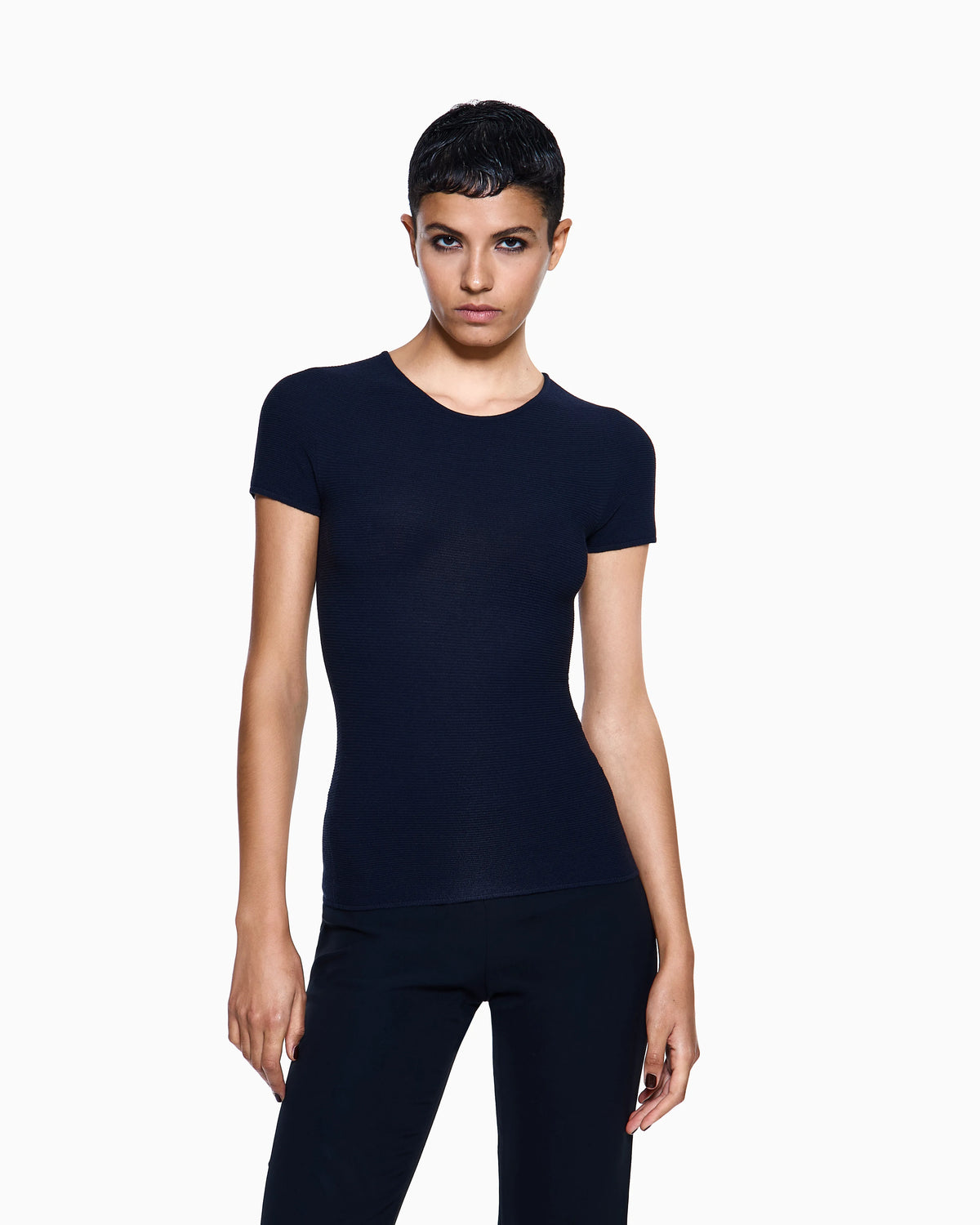 Crew neck jumper in seamless viscose blend