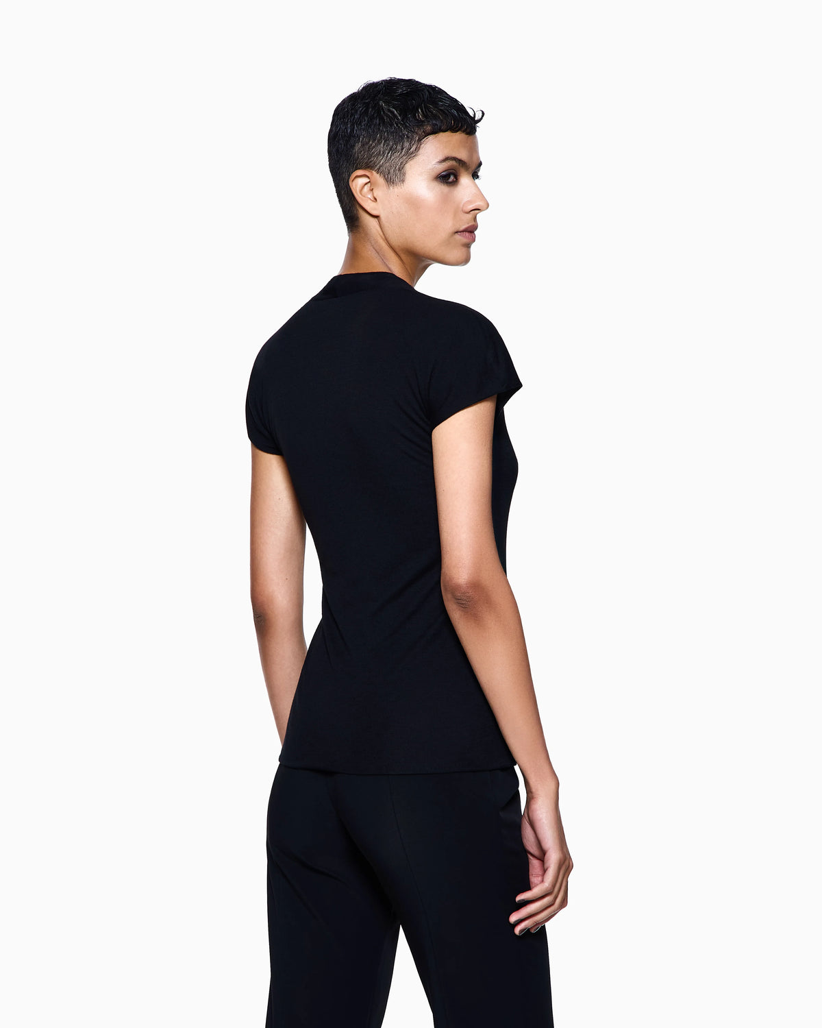 Short sleeve top  in knit with a deep V-neck