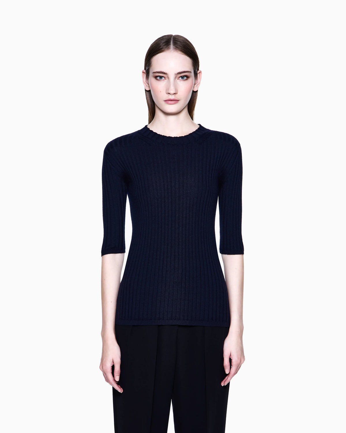 Pure cashmere ribbed crew-neck jumper
