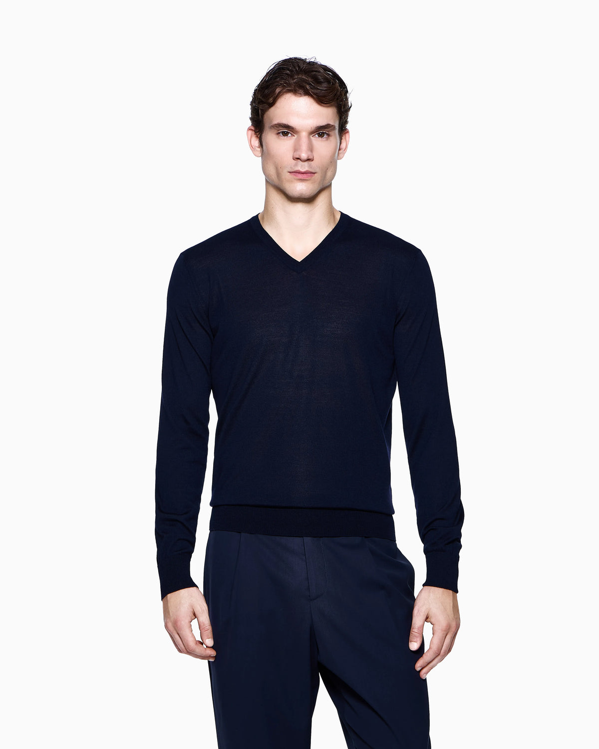 Virgin wool crew neck sweater with ribbed trims