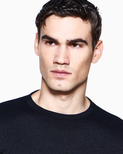 Short cashmere jumper with topstitched crew neck Icon