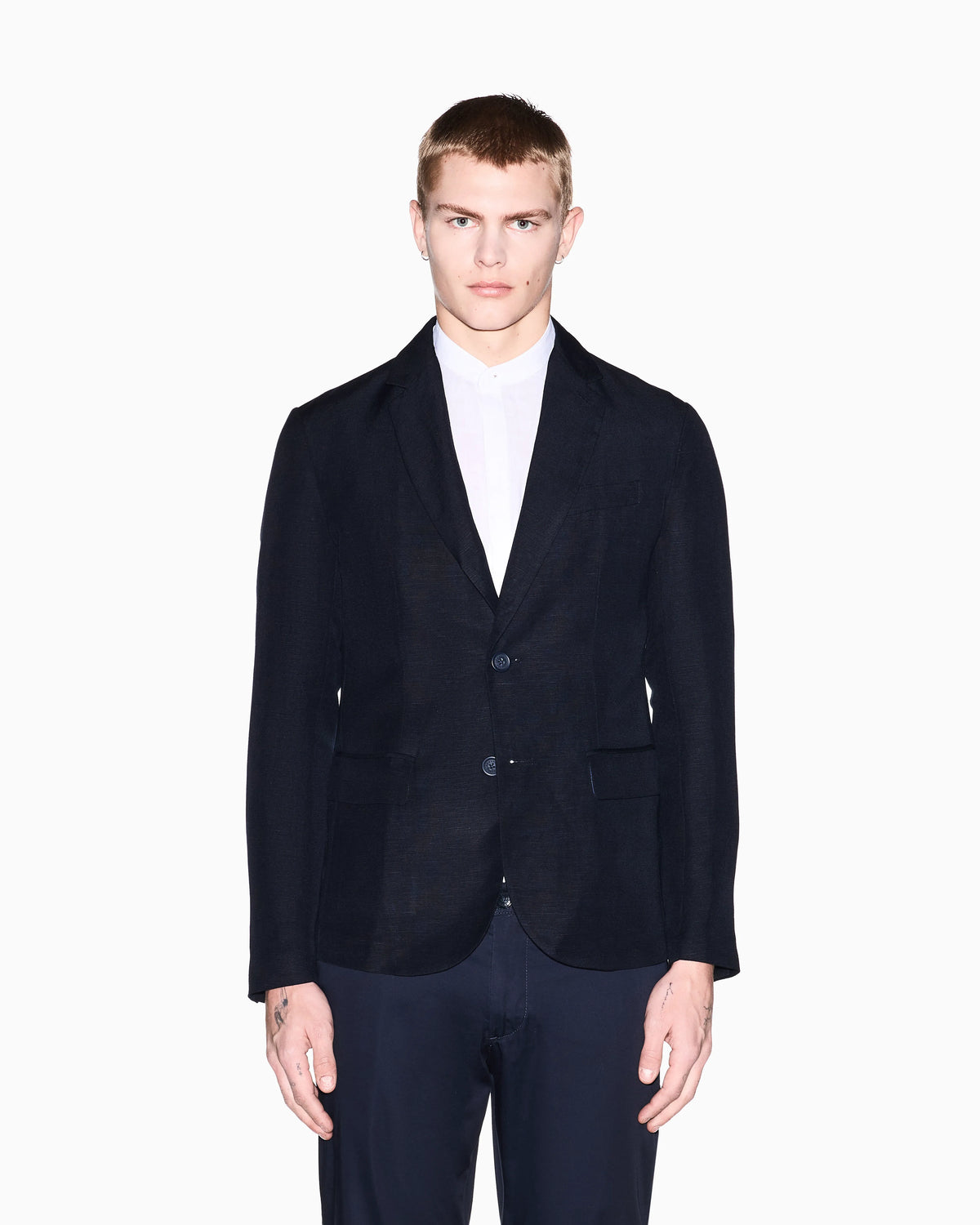 Two-button jacket in linen and viscose