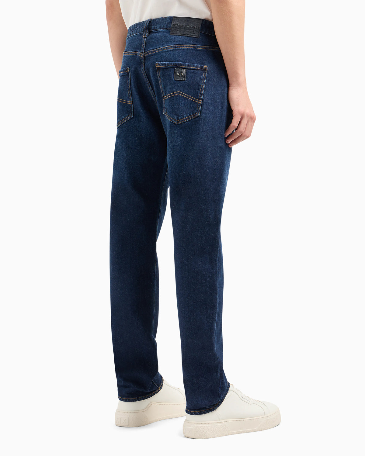 J16 boyfriend fit cropped jeans in washed denim