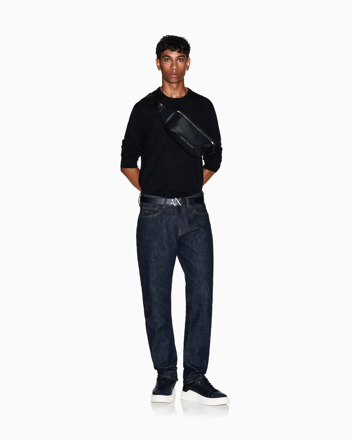 Crewneck sweater in lightweight merino wool