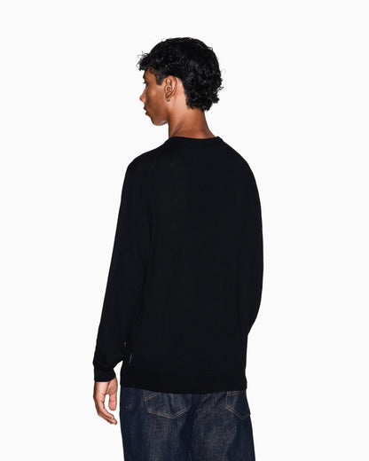 Crewneck sweater in lightweight merino wool