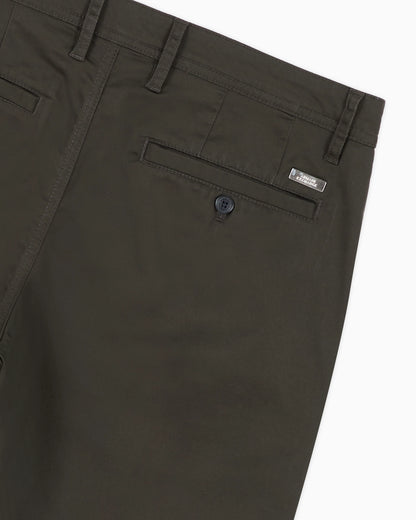 Slim fit chinos in stretch cotton