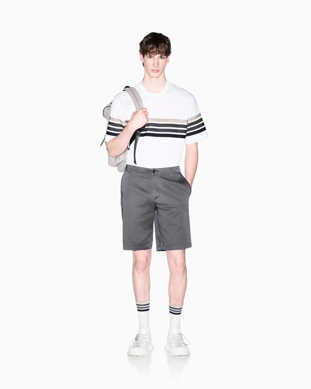Flat front chino shorts in stretch cotton satin Essential