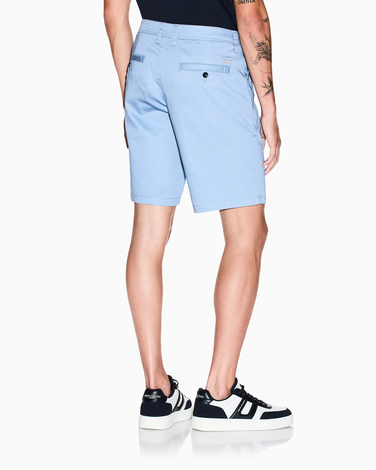 Flat front chino shorts in stretch cotton satin Essential