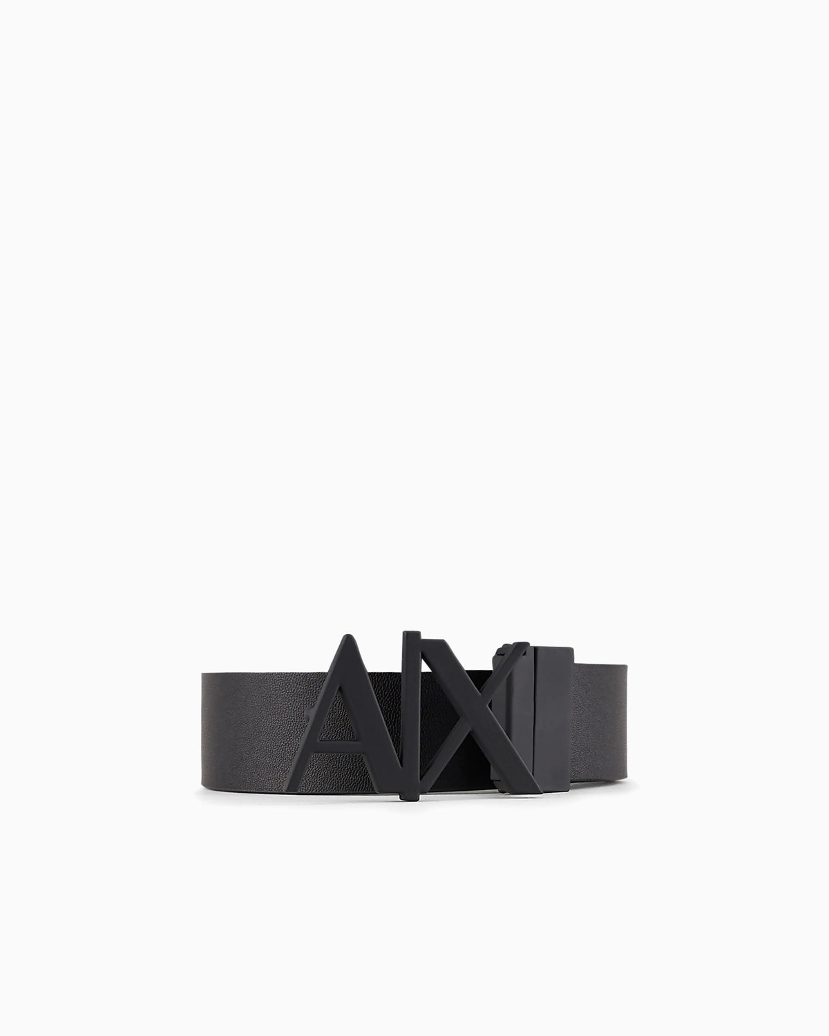 Leather belt with reversible plate buckle