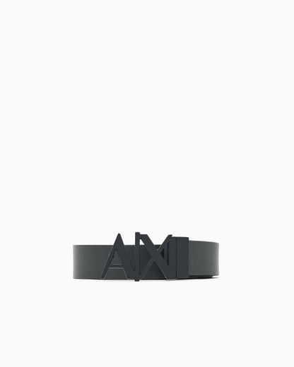 Leather belt with reversible plate buckle