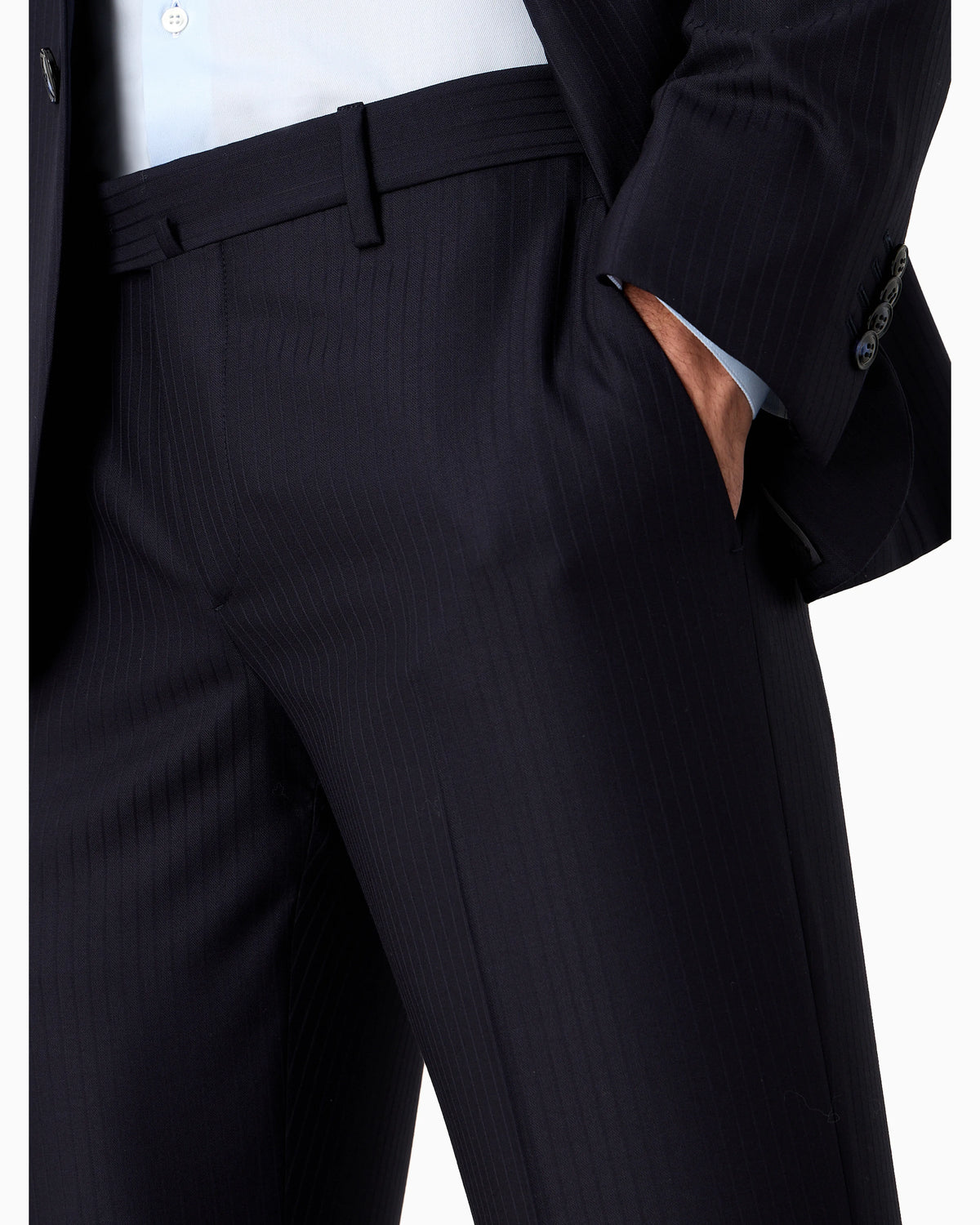 Manhattan Line single-breasted suit in pinstripe virgin wool