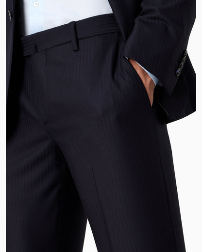 Manhattan Line single-breasted suit in pinstripe virgin wool