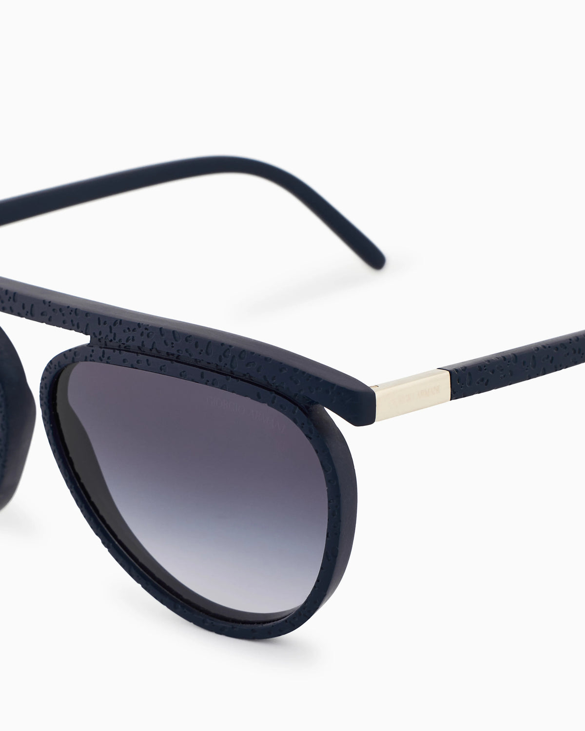 Women’s aviator sunglasses