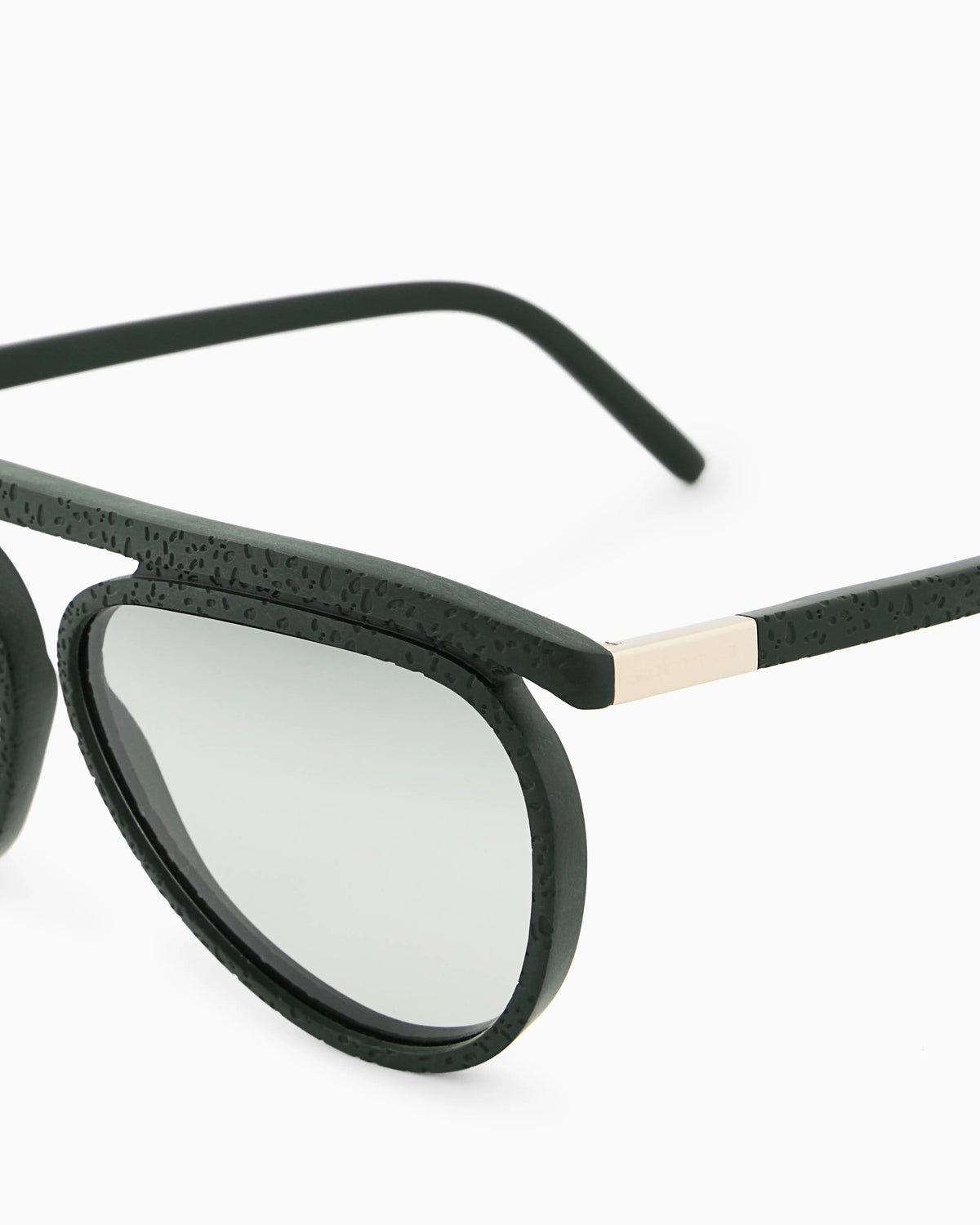 Women’s aviator sunglasses