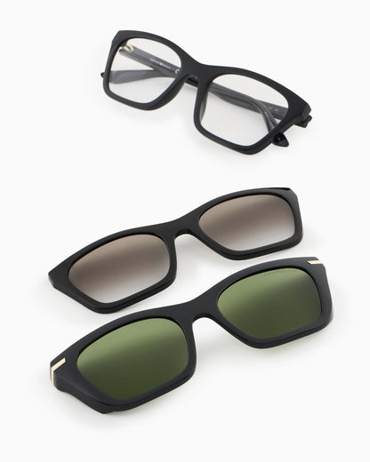 Women’s cat-eye sunglasses with clip-on lenses