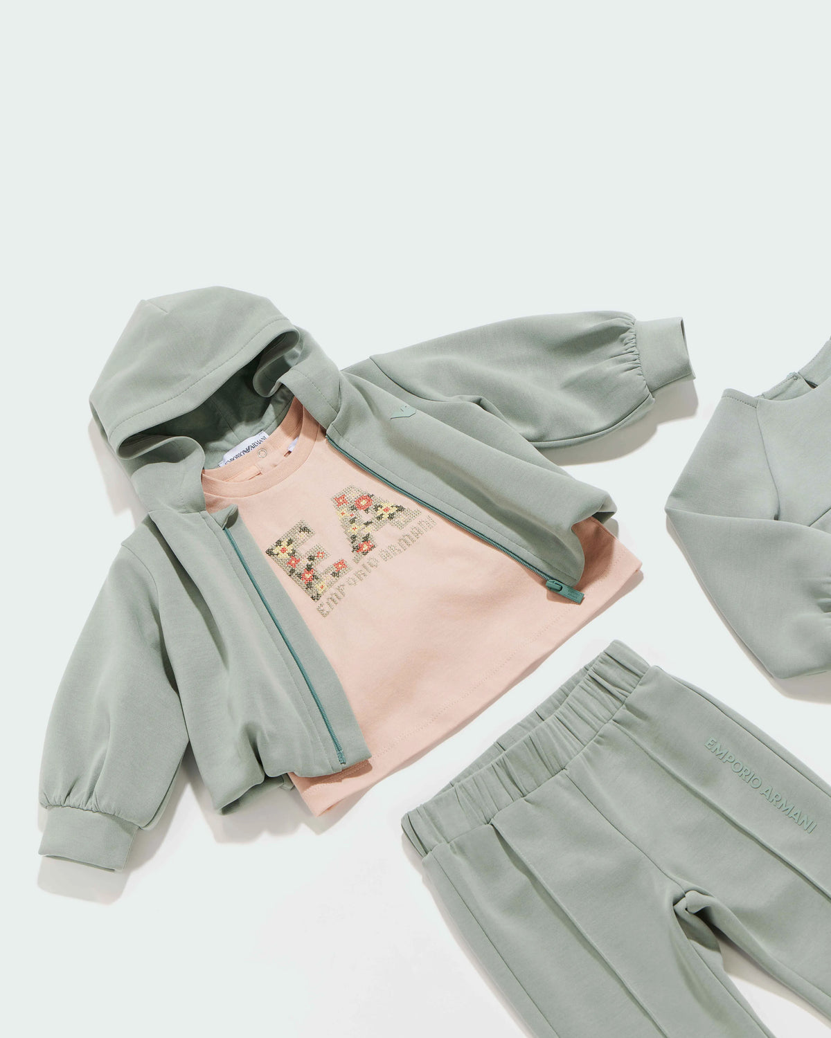 Baby t-shirt in heavy cotton jersey with floral pattern