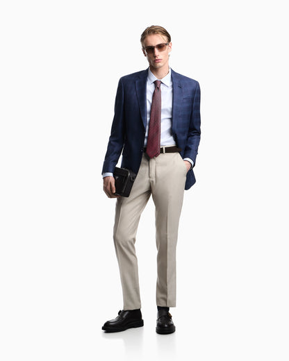 Single-breasted jacket in virgin wool pattern check