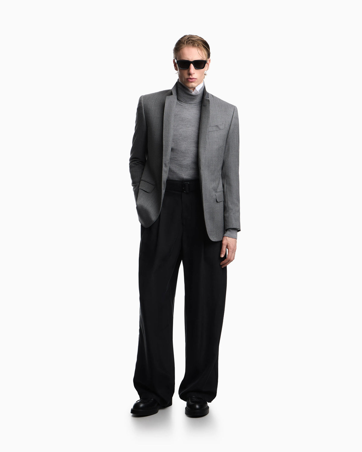 Single-breasted jacket in virgin wool piqué