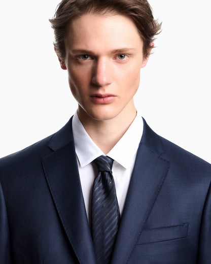 Single breasted suit in virgin wool grisaille