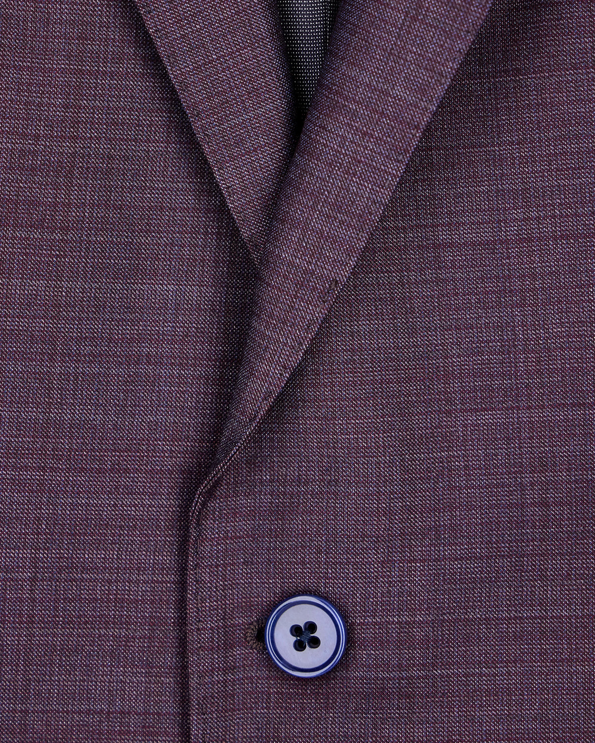 Lined suit in virgin wool with basket weave effect