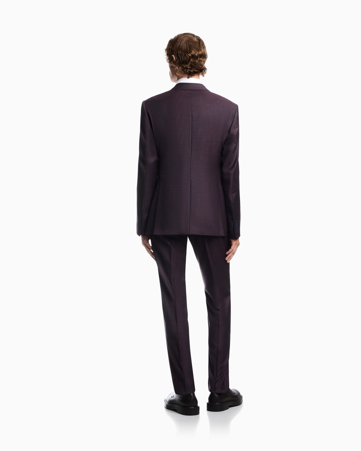 Lined suit in virgin wool with basket weave effect