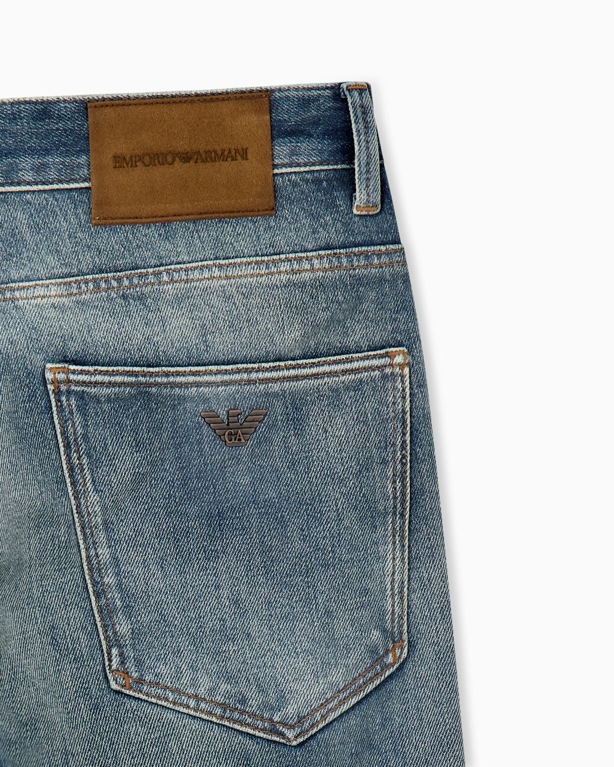 Slim fit jeans in stone washed denim with five pockets