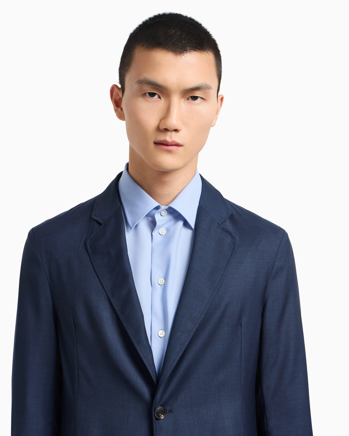 Icon single-breasted jacket in tropical light wool canvas