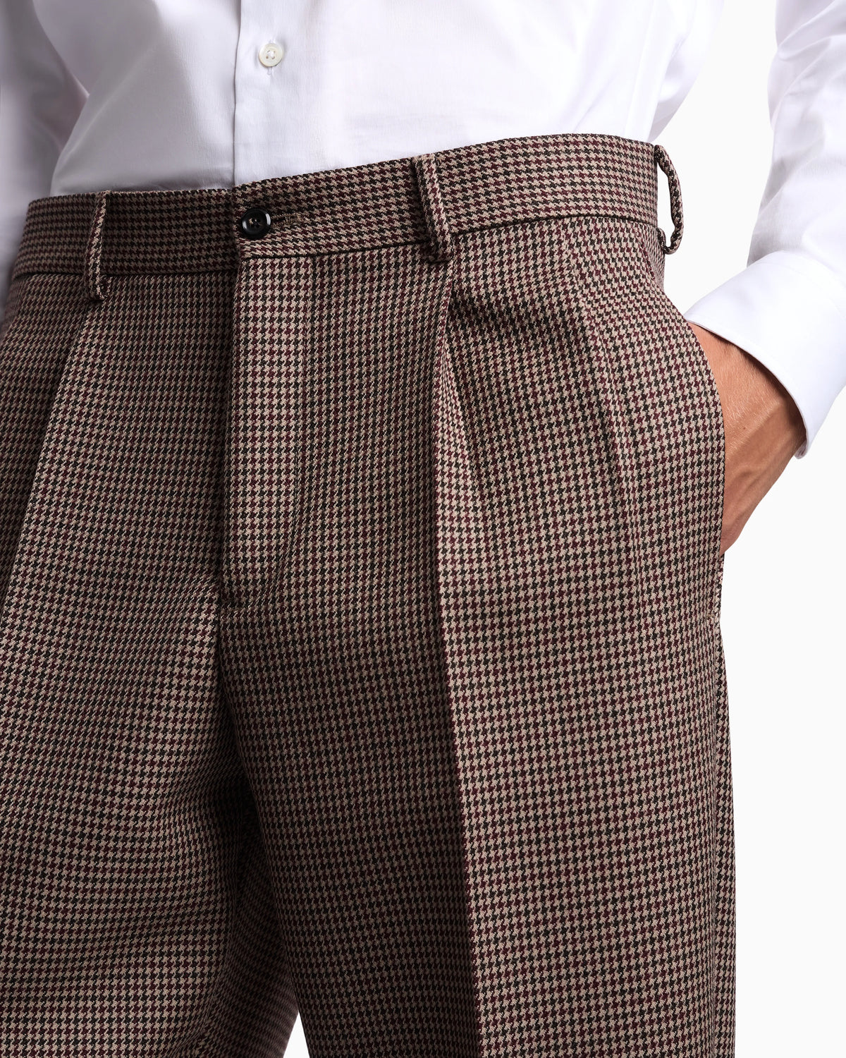 Trousers in checked tweed