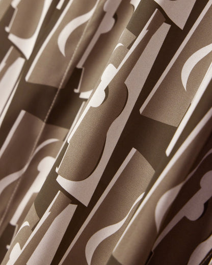 Printed shirt with a classic collar and abstract pattern