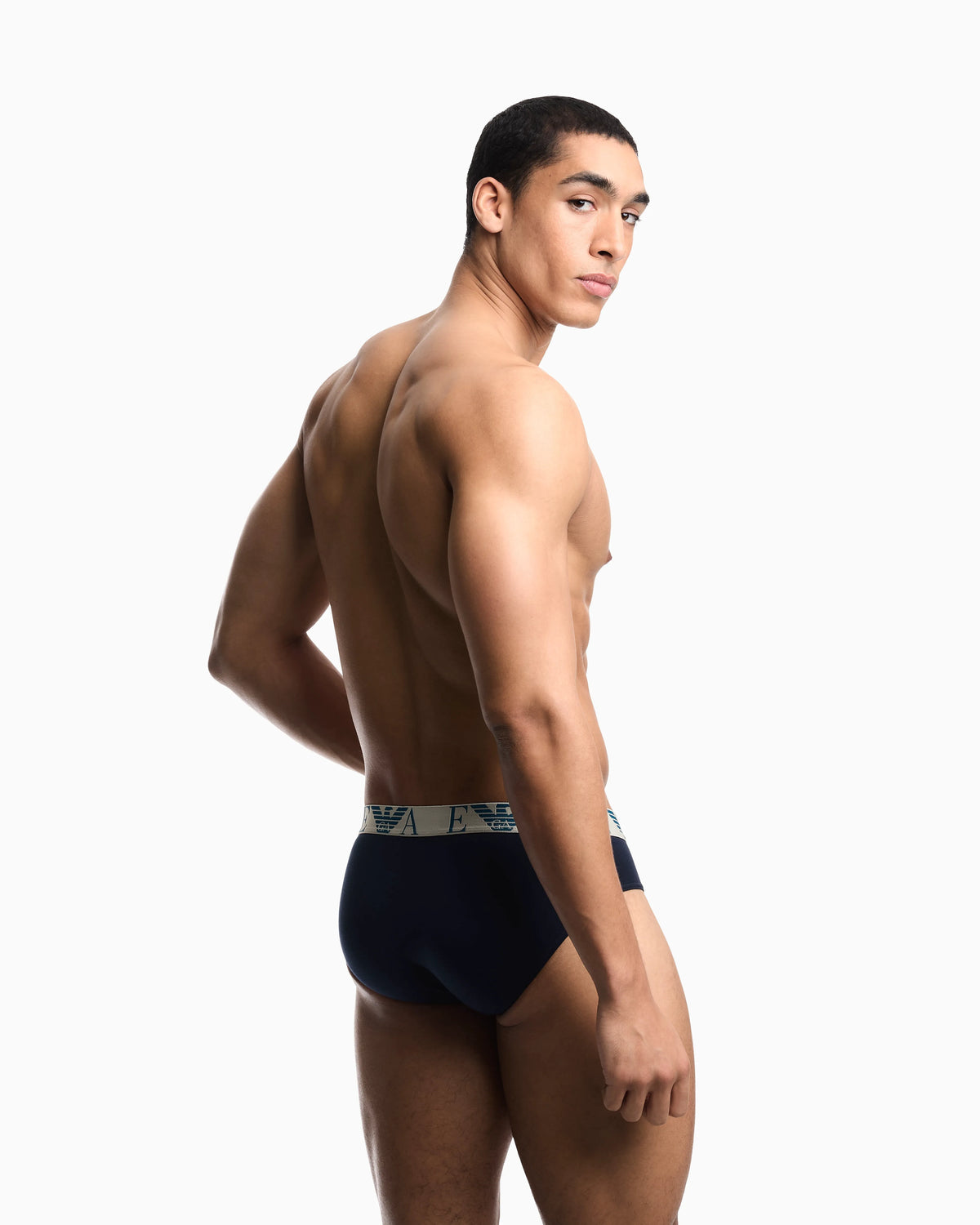Three-pack of jersey briefs with bold monogram waistband