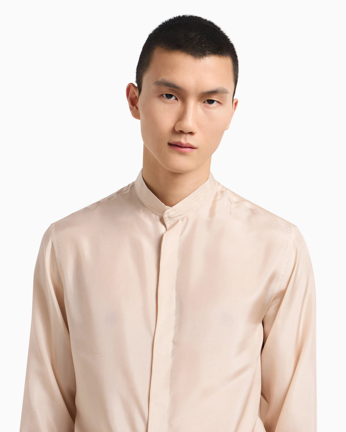 Pleated guru collar shirt in pure silk
