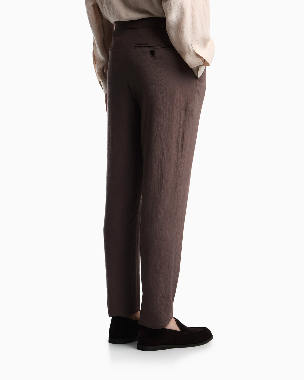 3D wrinkle-effect crêpe fabric trousers